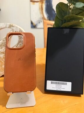 Bullstrap iPhone 16 Pro Leather Flex Case- Sienna